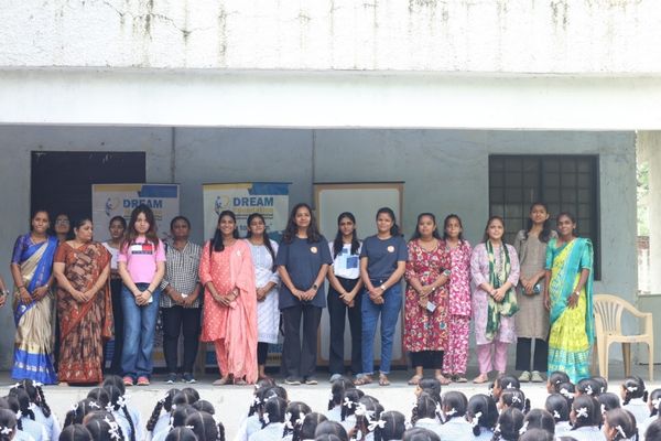 Sanitery Pad Distribution3